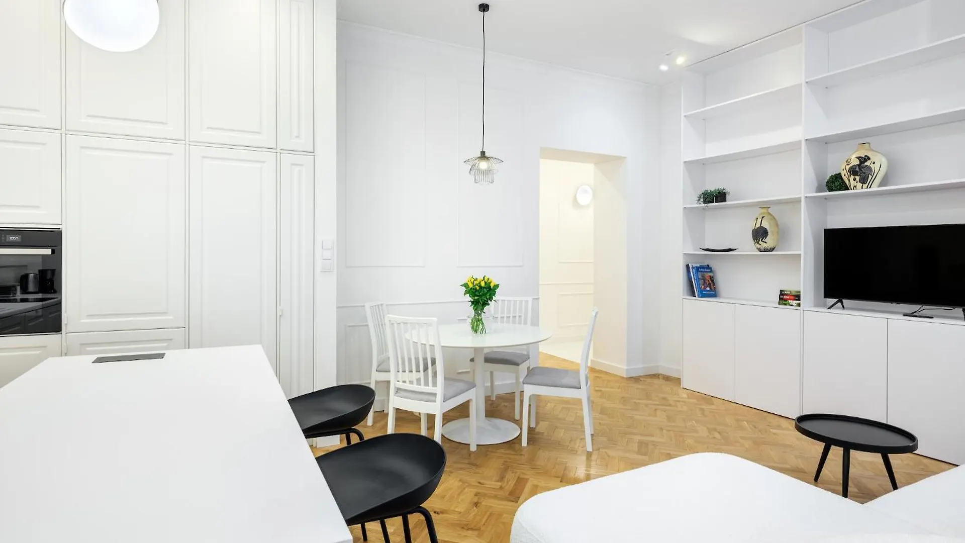Tyzenhauz Apartments Krowoderska Street Kraków Polska