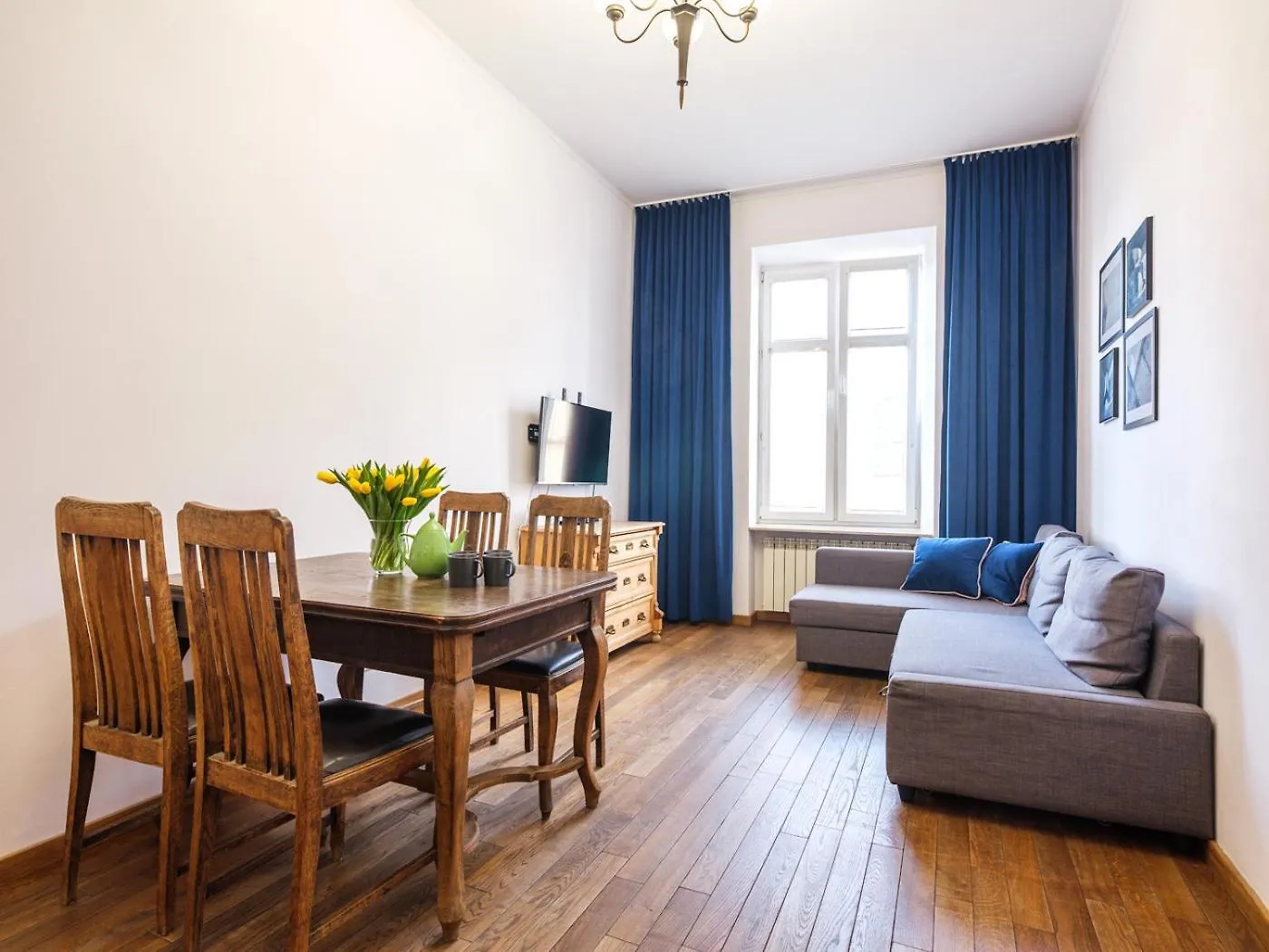 Tyzenhauz Apartments Krowoderska Street Kraków